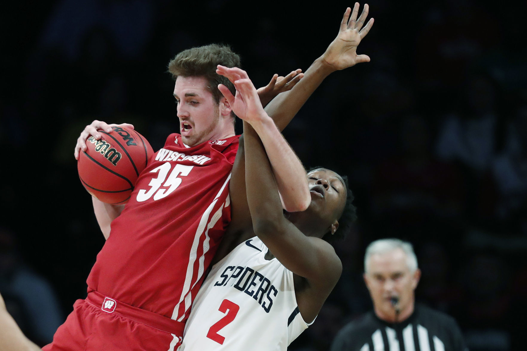 Spiders 62, Badgers 52
